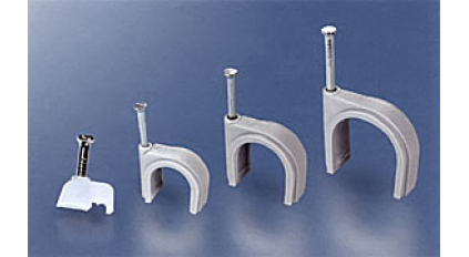 Скоба пластиковая с гвоздем AVC ANC-05N (100шт) фото 1