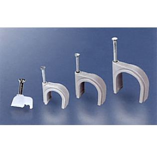 Скоба пластиковая с гвоздем AVC ANC-32N (100шт)